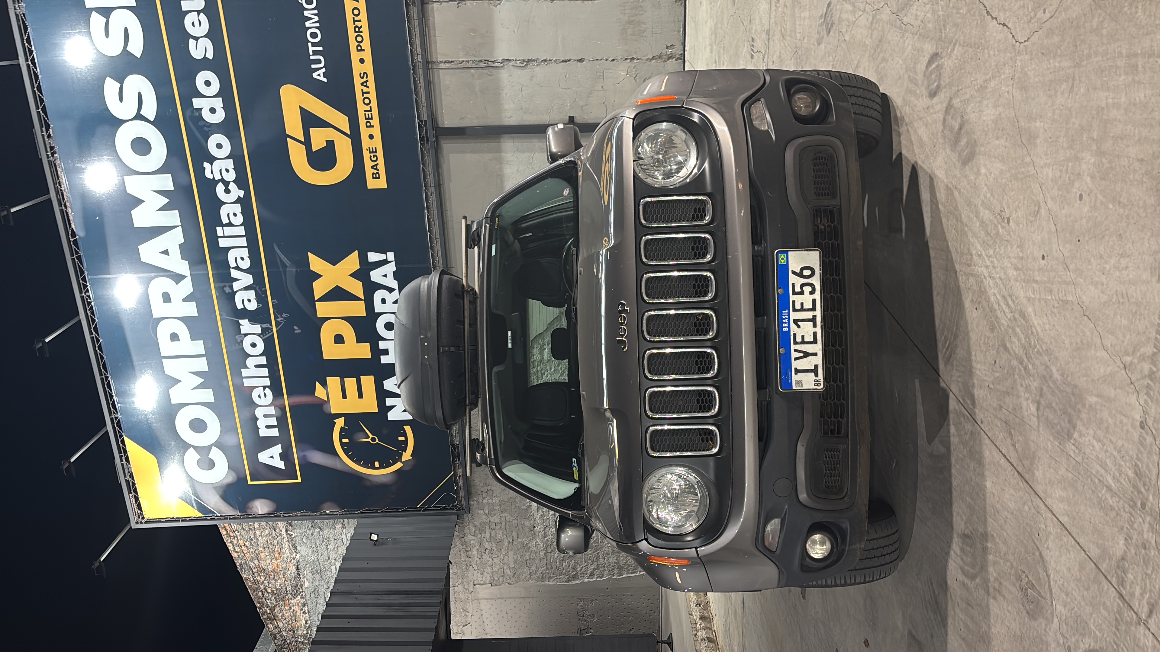 Renegade 1.8 4x2 Flex 16V Aut. — foto 2