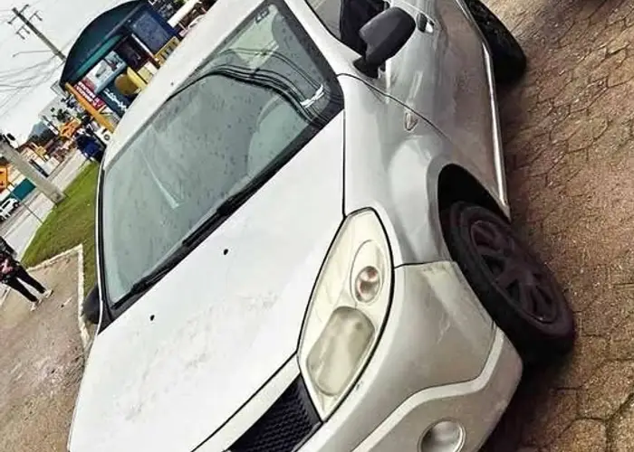 Renault Sandero 2011 1.0