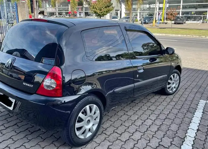 Renault Clio 2010 1.0