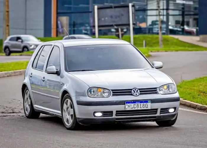 Volkswagen Golf 2002 1.6