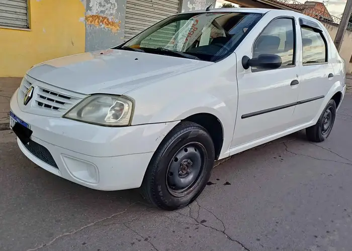 Renault Logan 2008 1.0