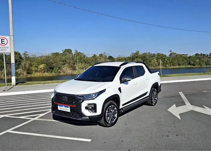 Fiat Strada 2025 1.0