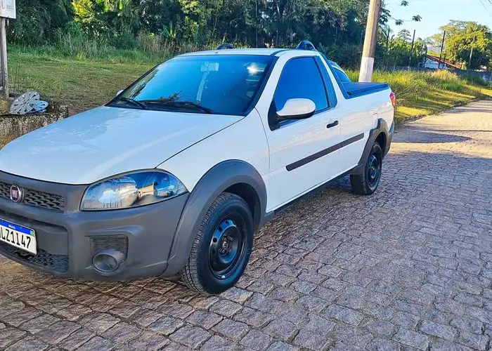 Fiat Strada 2015 1.4