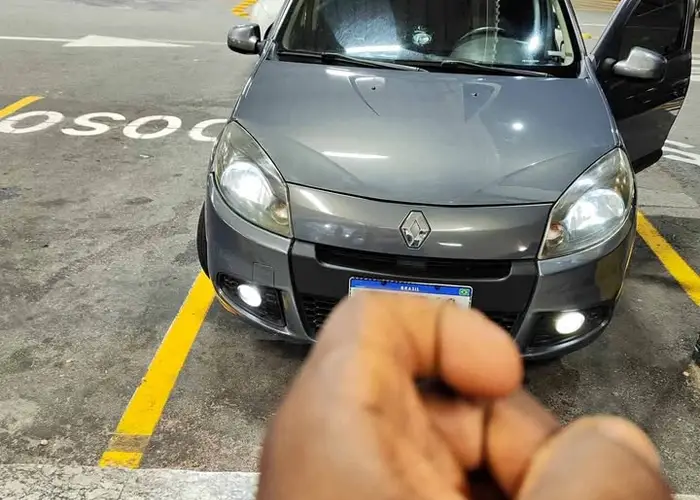 Renault Logan 2014 1.0