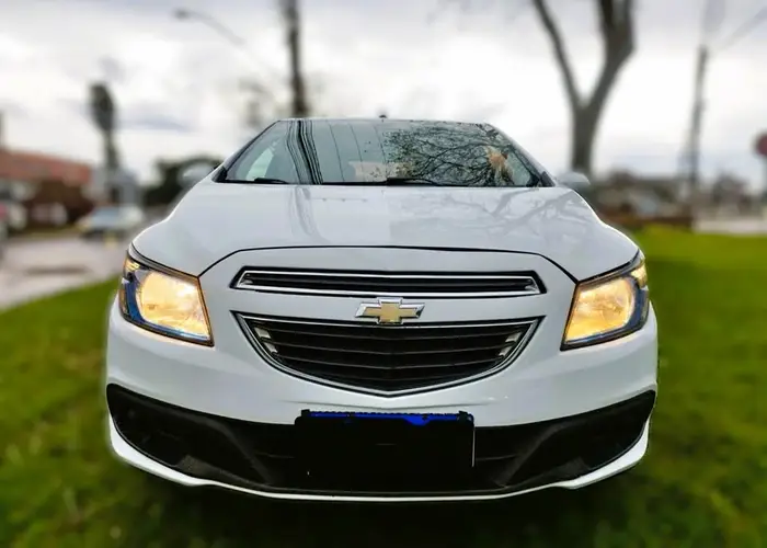 Chevrolet Onix 2015 Hatch Lt 1.4 Cambio