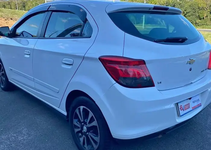 Chevrolet Ônix 2015 1.4