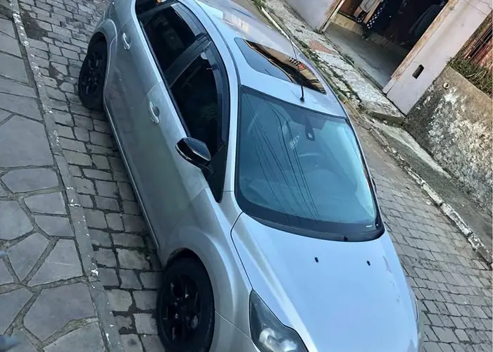 Ford Focus 2011 2.0