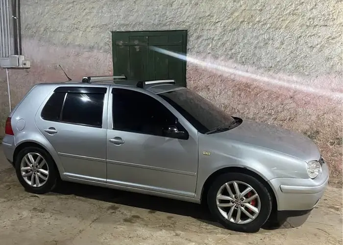 Volkswagen Golf 2002 1.6
