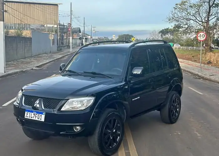 Mitsubishi Pajero 2010 2.0