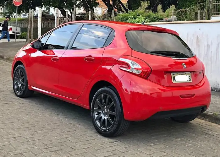 Peugeot 208 2014 1.5 Active - Baixa