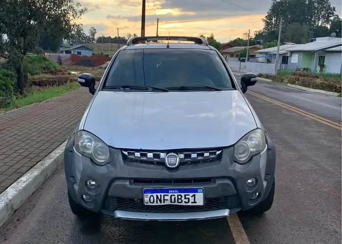 Fiat Strada 2013 Adventure 1.8