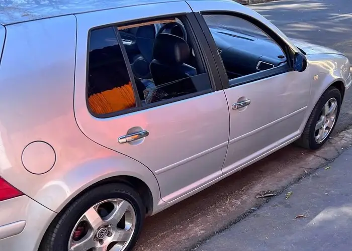 Volkswagen Golf 2001 2.0