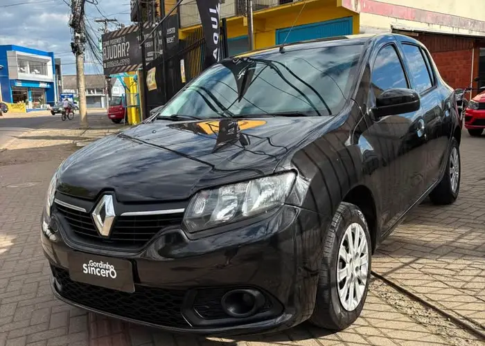 Renault Sandero 2015 1.0