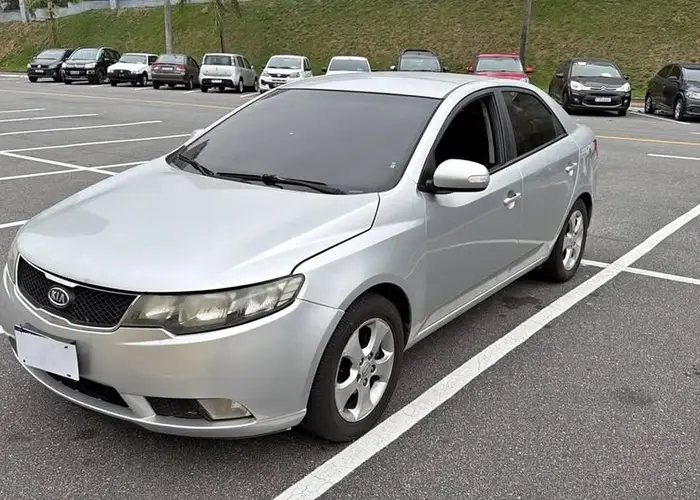 Kia Cerato 2011 Ex2 1.6