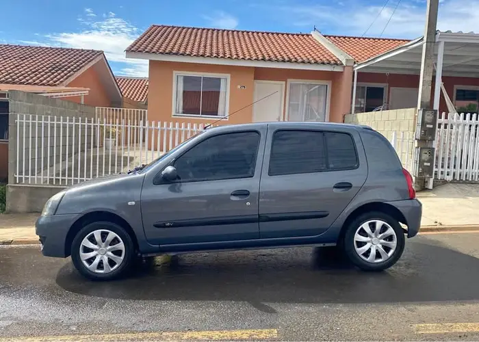 Renault Clio 2011 1.0