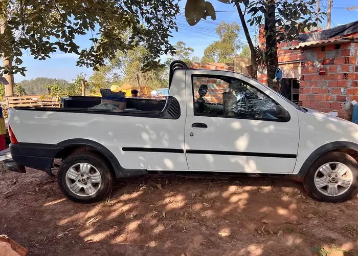 Fiat Strada 2000 1.5