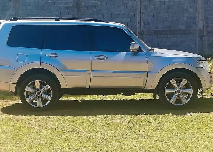Mitsubishi Pajero 2013 3.2