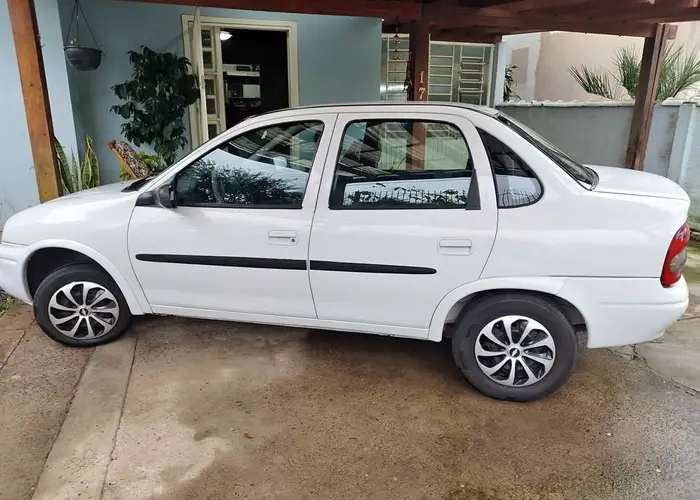 Chevrolet Corsica 2003 1.6