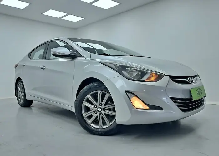 Hyundai Elantra 2015 2.0