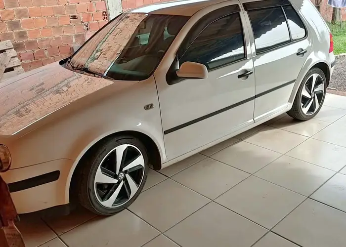 Volkswagen Golf 2001 1.6