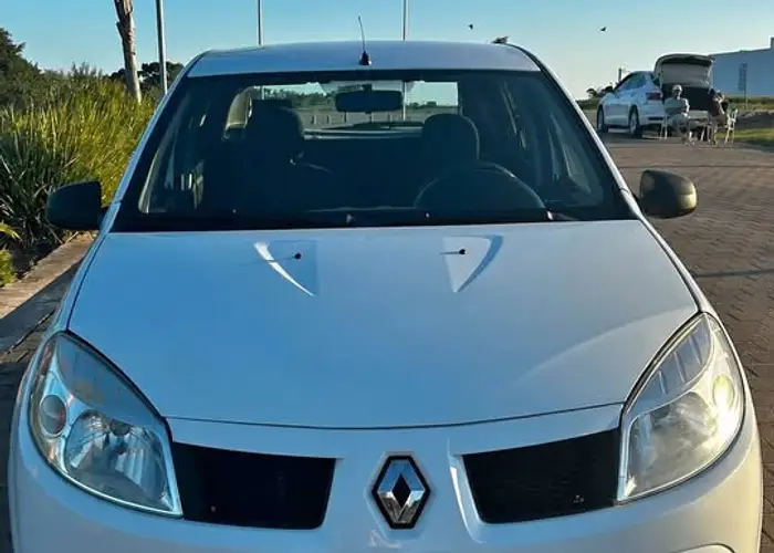 Renault Expression 2010 Hi-flex 1.0 16v
