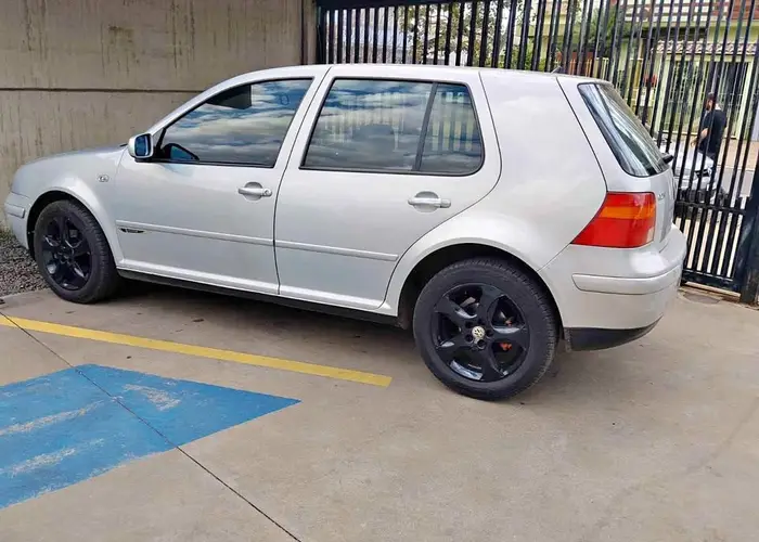 Volkswagen Golf 2000 2.0