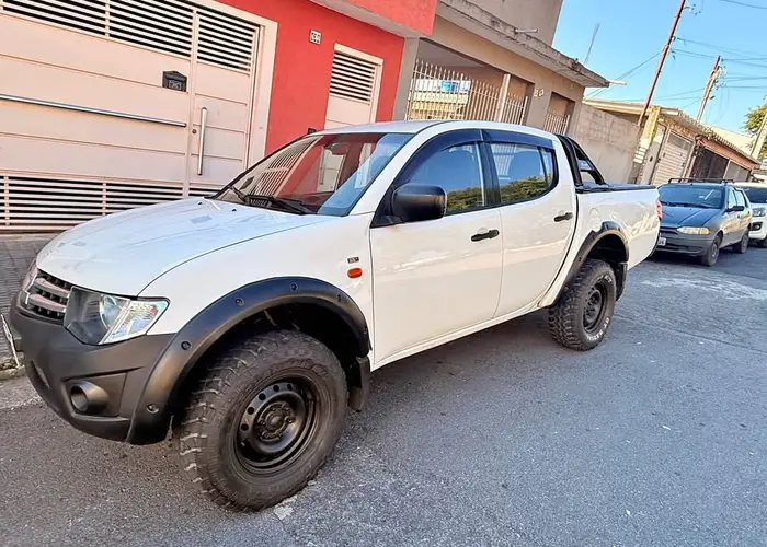 Mitsubishi L200 2013 Triton 3.2 D