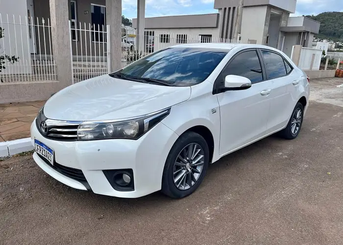 Toyota Corolla 2016 2.0