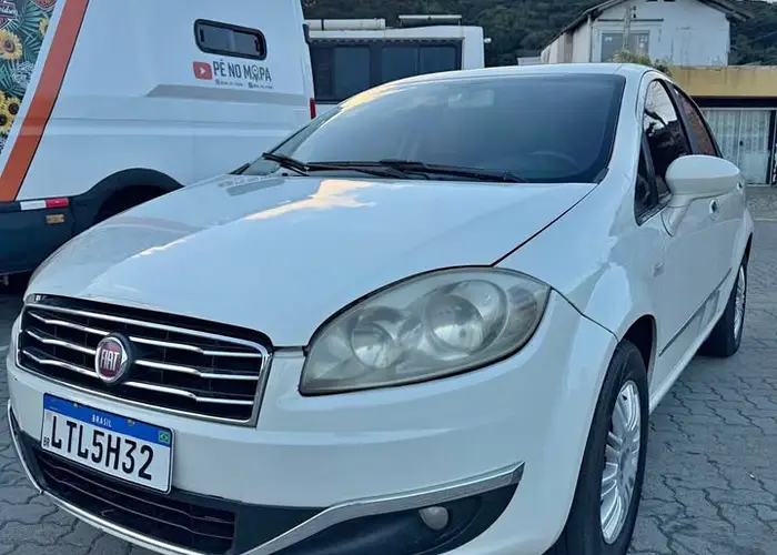 Fiat Linea 2015 1.8