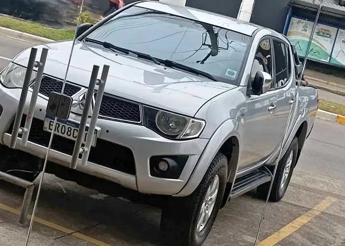 Mitsubishi L200 2011 3.5
