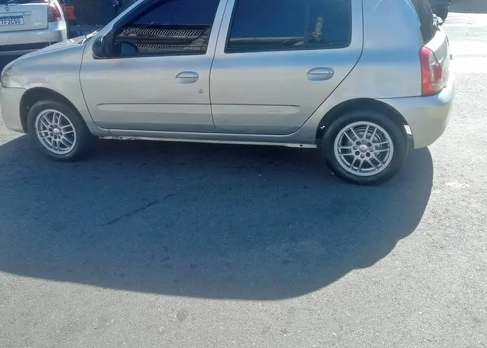 Renault Clio 2015 1.0
