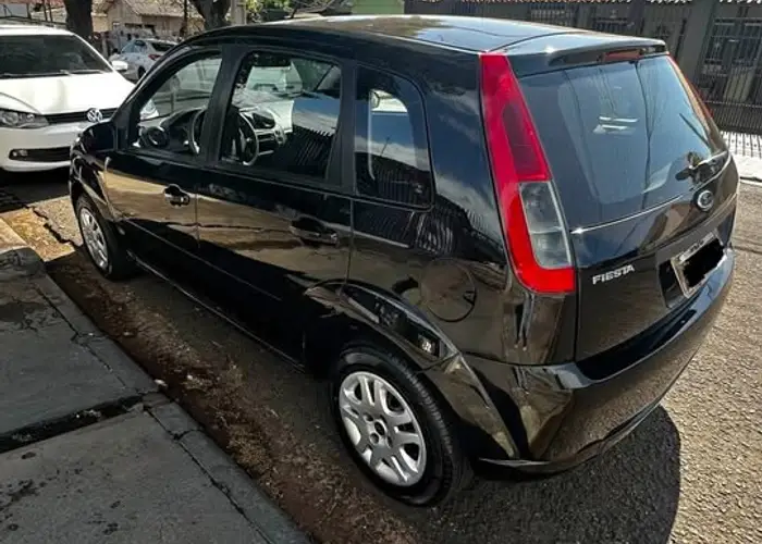 Ford Fiesta 2014 1.0