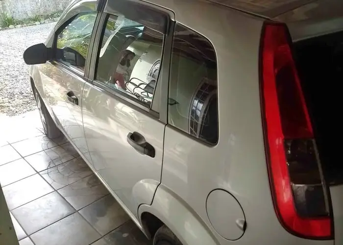 Ford Fiesta 2011 1.0