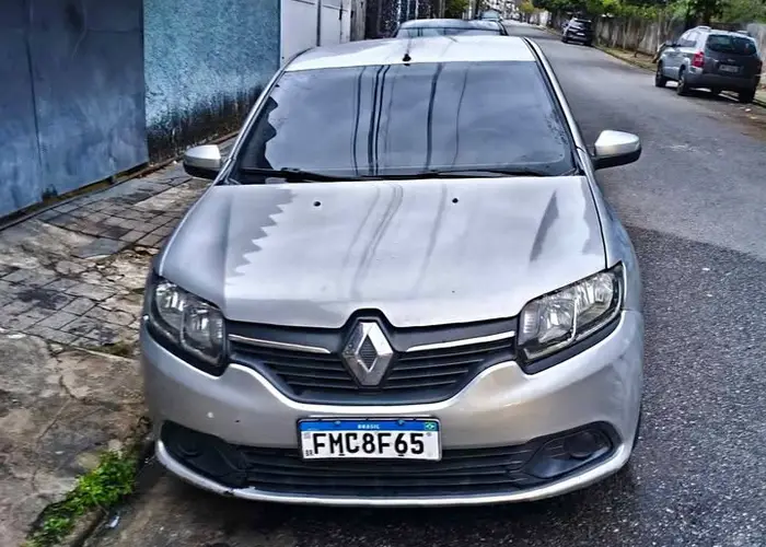 Renault Logan 2014 1.0
