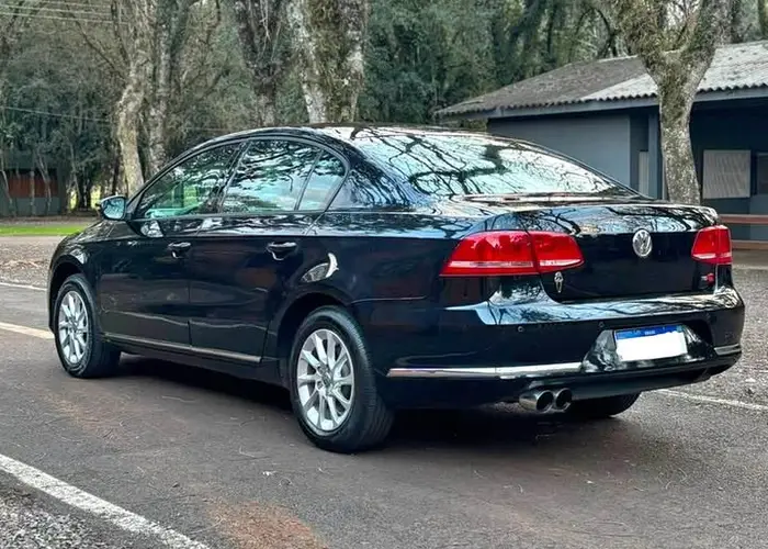 Volkswagen Passat 2011 2.0
