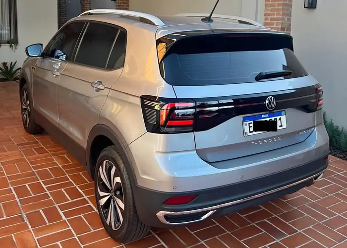 Volkswagen T-cross 2025 Highline 250 Tsi 1.4