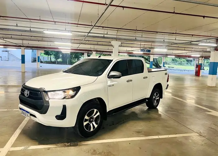 Toyota Hilux 2021 2.8