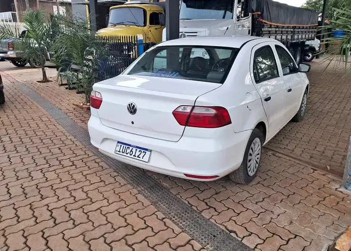 Volkswagen Voyage 2013 1.0