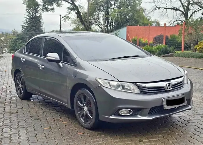 Honda Civic 2013 1.8