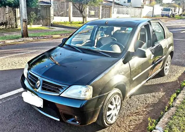 Renault Logan 2010 1.0