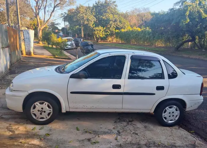 Chevrolet Corsica 2003 1.6