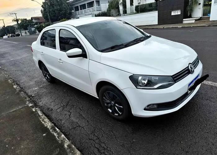 Volkswagen Voyage 2015 1.0