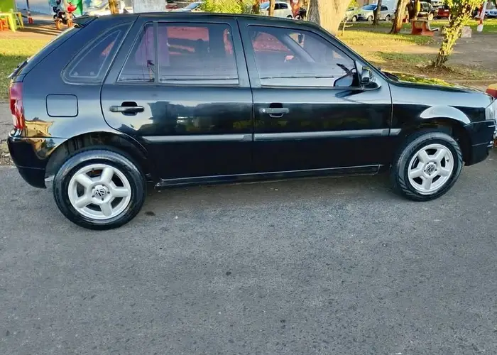 Volkswagen Gol 2011 1.0
