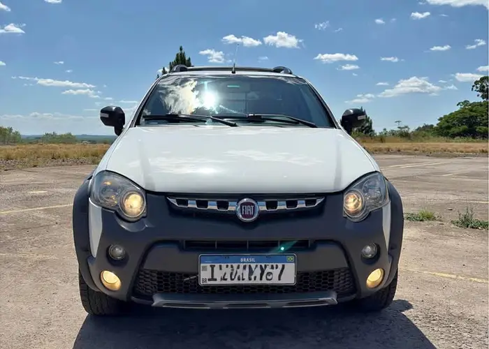 Fiat Strada 2015 1.8