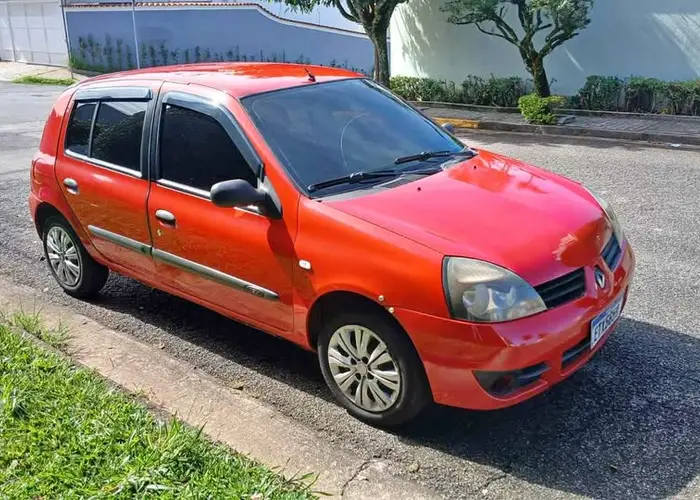 Renault Clio 2011 1.0