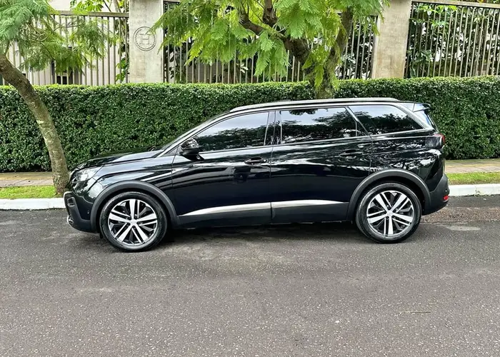 Peugeot 5008 2019 1.6
