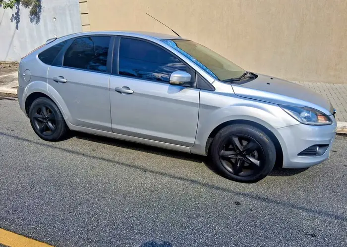 Ford Focus 2011 2.0