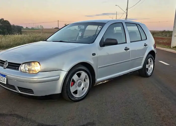 Volkswagen Golf 2000 1.6