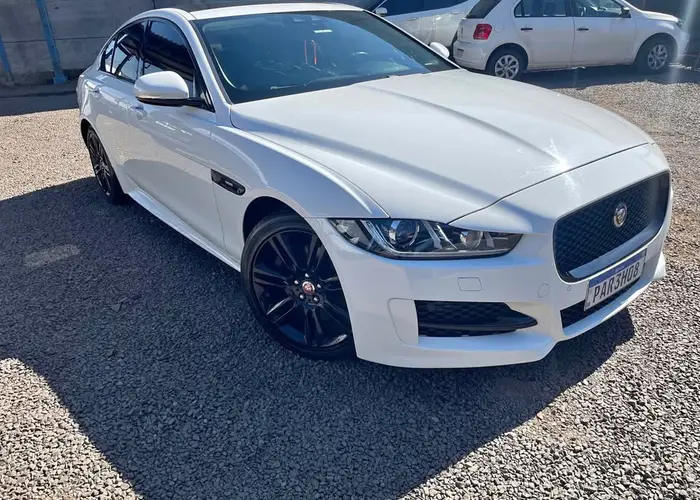 Jaguar Xe 2017 2.0