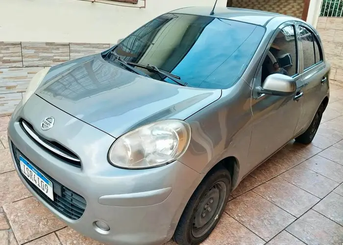 Nissan March 2012 S 1.0 Completo